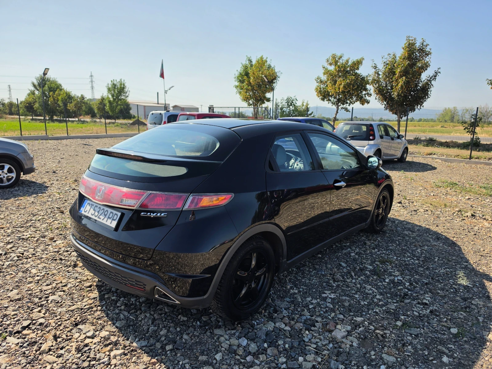 Honda Civic 1.8i Navigation Automatic , снимка 5 - Автомобили и джипове - 55611158