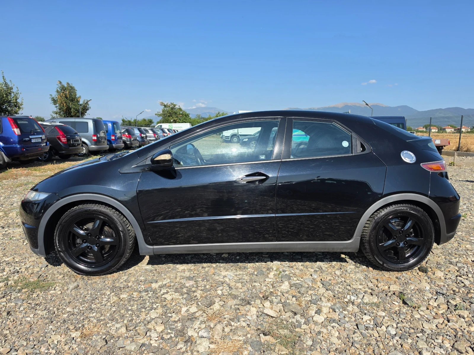 Honda Civic 1.8i Navigation Automatic , снимка 2 - Автомобили и джипове - 55611158