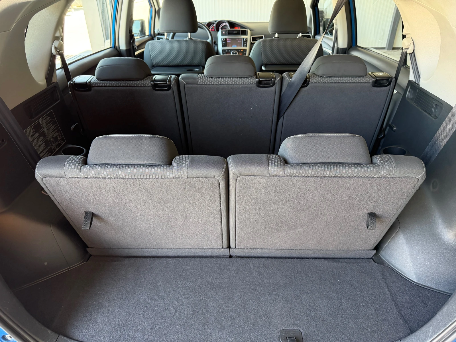 Toyota Verso 1.8-VALVEMATIC-147ps-7�����-����� �������� ������� | Mobile.bg � ����������� 11