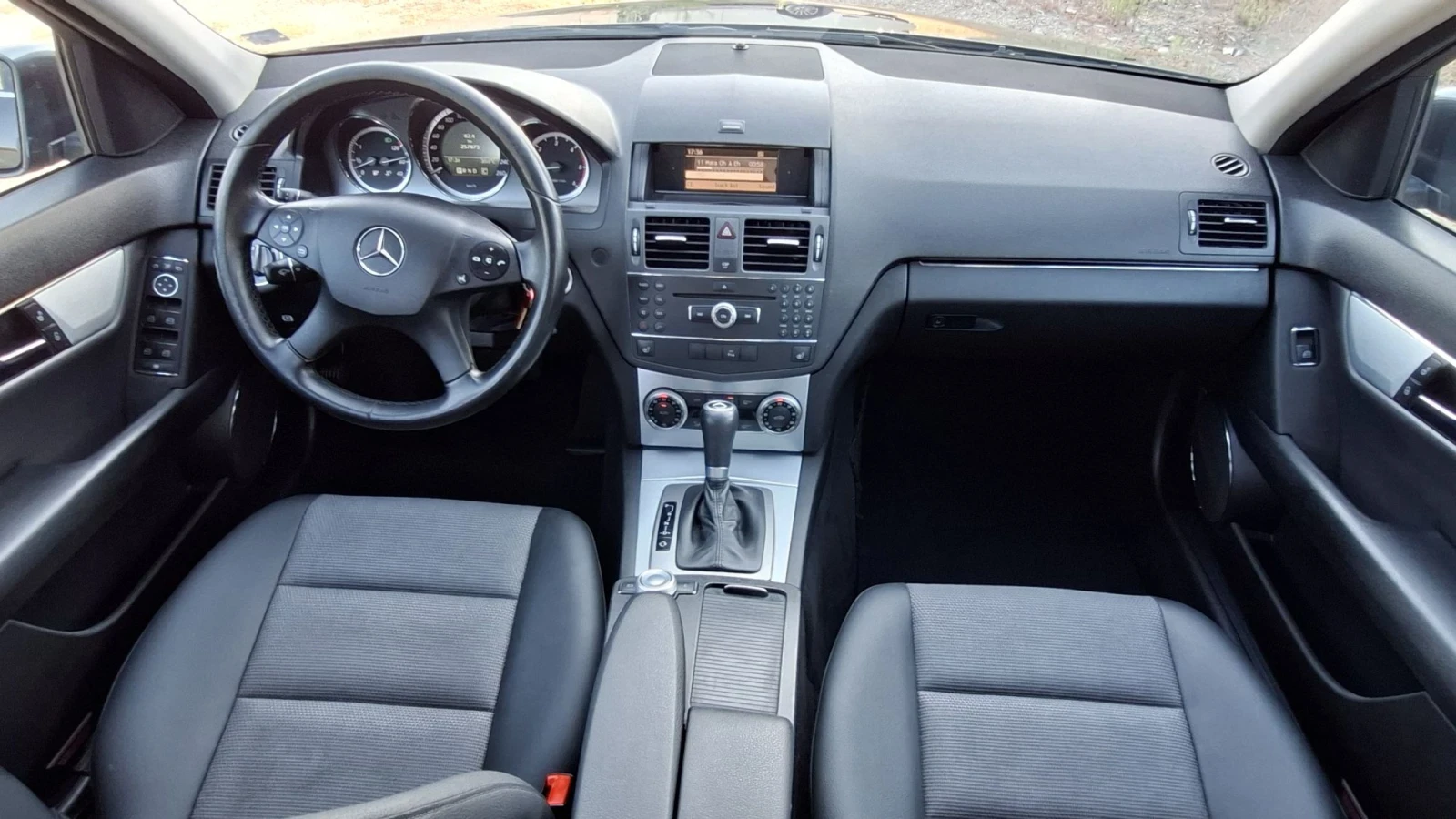 Mercedes-Benz C 200 136кс m646 Automat , снимка 8 - Автомобили и джипове - 55873483