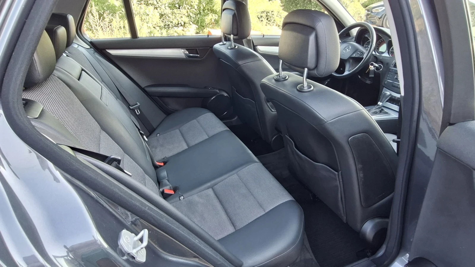 Mercedes-Benz C 200 136кс m646 Automat , снимка 14 - Автомобили и джипове - 55873483