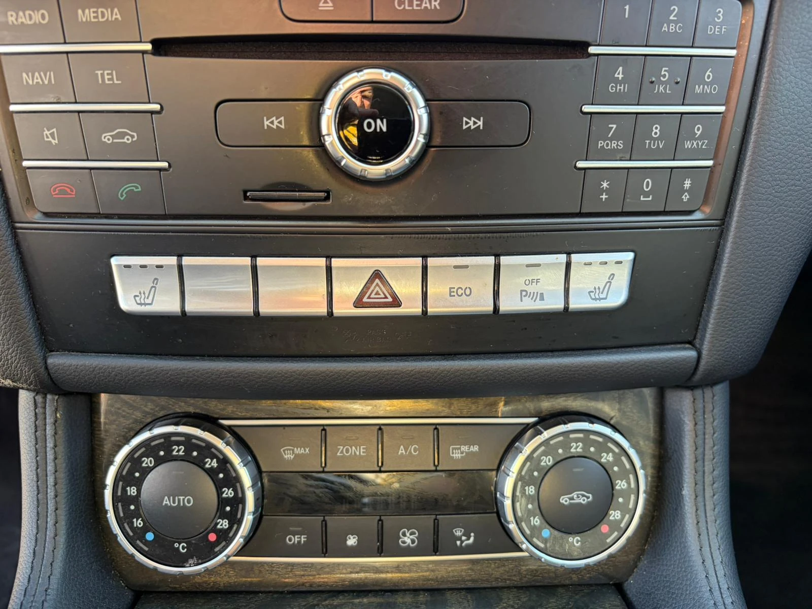 Mercedes-Benz CLS 350 Bluetec 4 MATIC, снимка 8 - Автомобили и джипове - 55953752