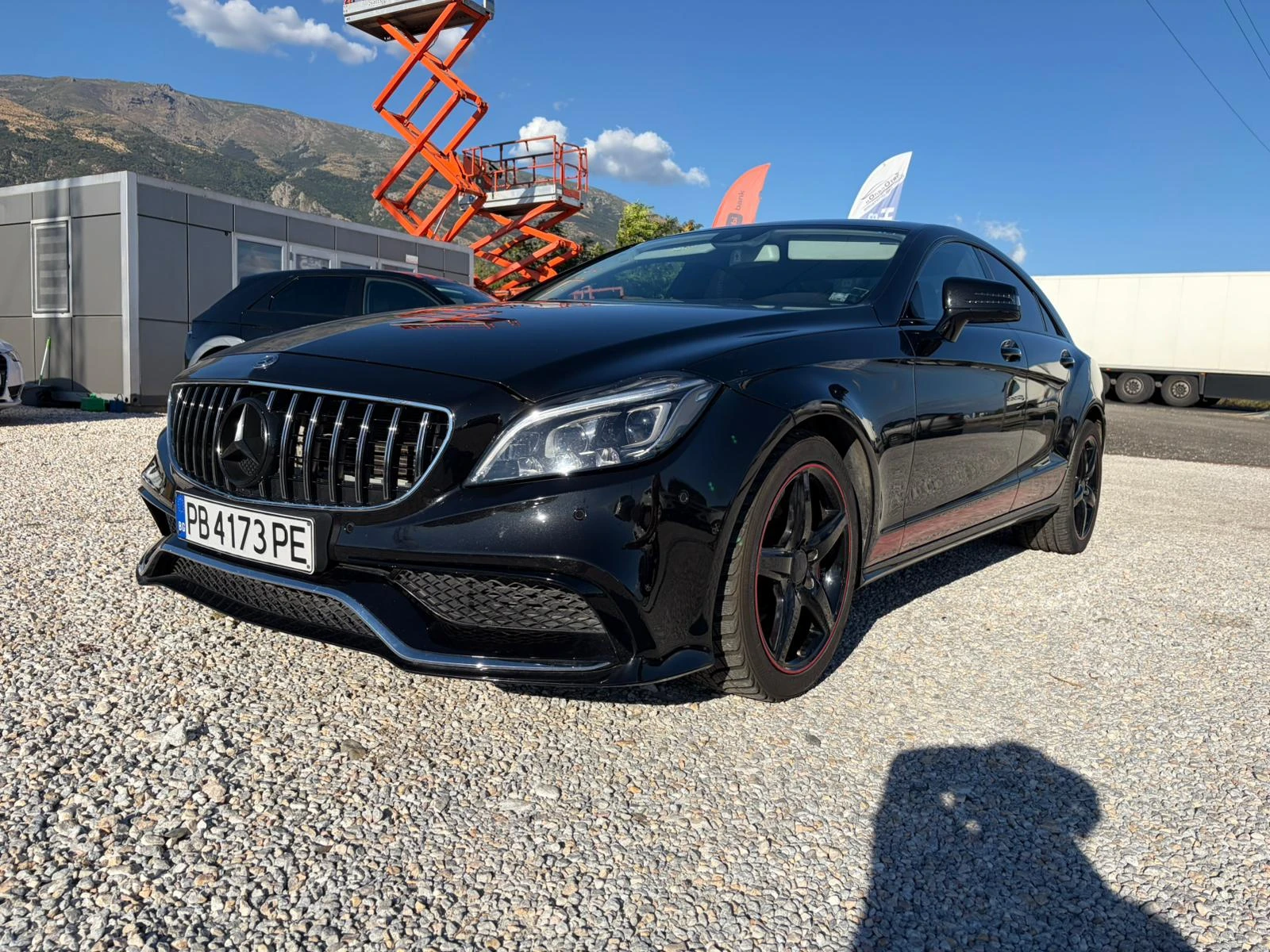 Mercedes-Benz CLS 350 Bluetec 4 MATIC, снимка 2 - Автомобили и джипове - 55953752