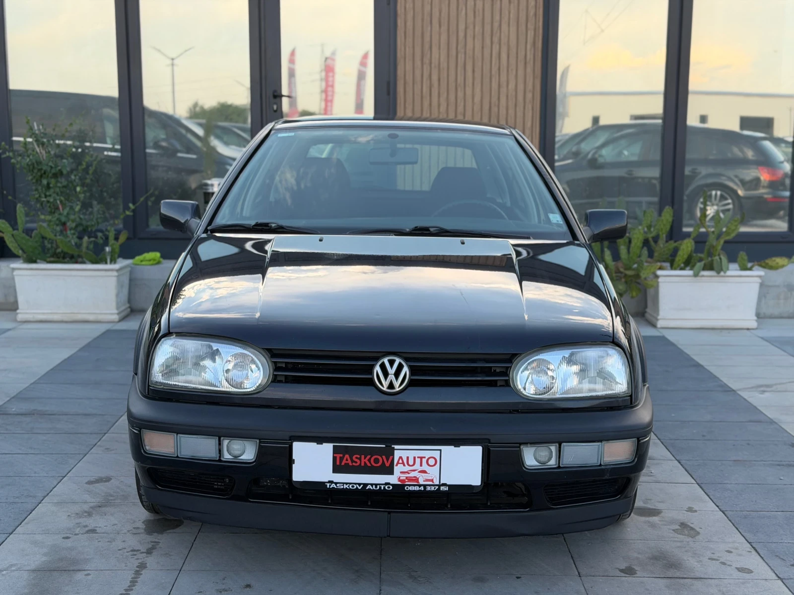 VW Golf GTI 2.0 * 100хил.км.* , снимка 2 - Автомобили и джипове - 55979725