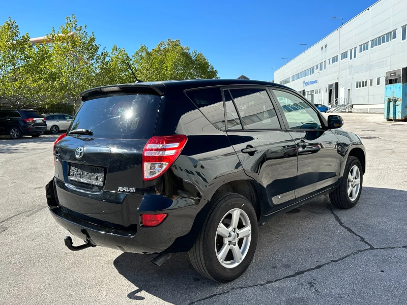 Toyota Rav4 2.2d4d/Crossover, снимка 4 - Автомобили и джипове - 47427568