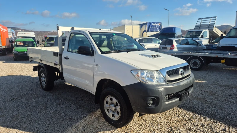 Toyota Hilux 2.5TD 4x4 Швейцария , снимка 3 - Автомобили и джипове - 48256567