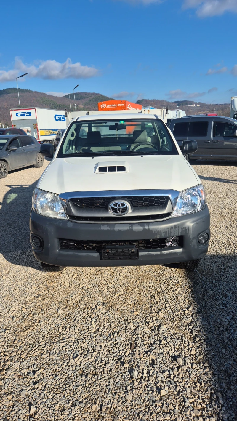 Toyota Hilux 2.5TD 4x4 Швейцария , снимка 2 - Автомобили и джипове - 48256567