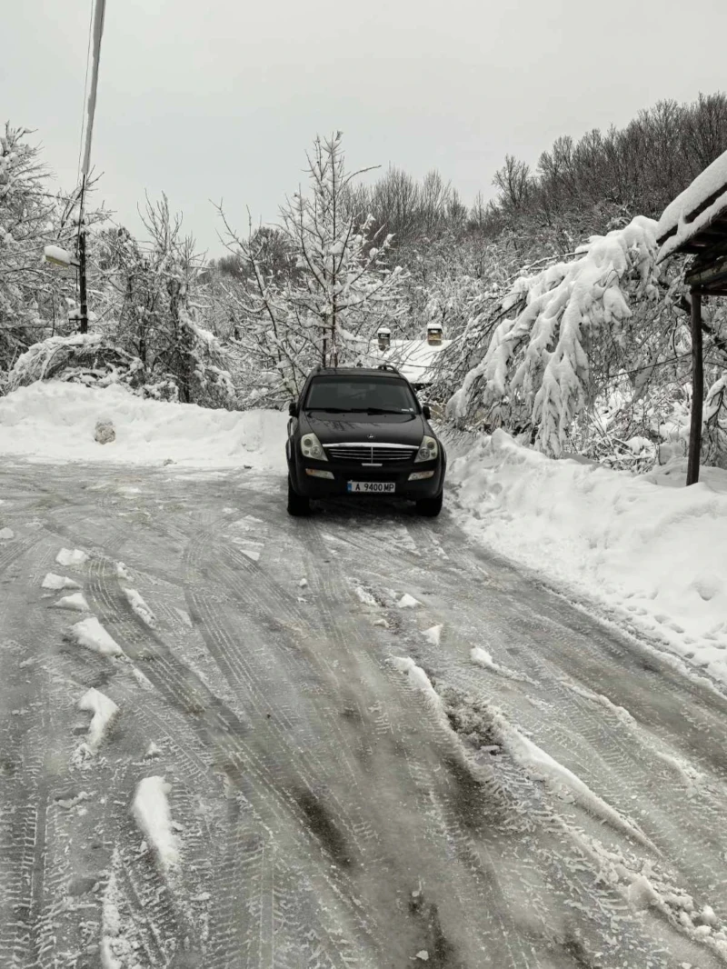 SsangYong Rexton Xdi, снимка 2 - Автомобили и джипове - 48266279