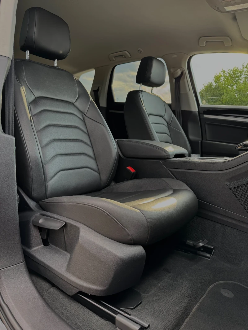 VW Touareg * ELEGANCE* 4 MOTION* , снимка 7 - Автомобили и джипове - 51240009