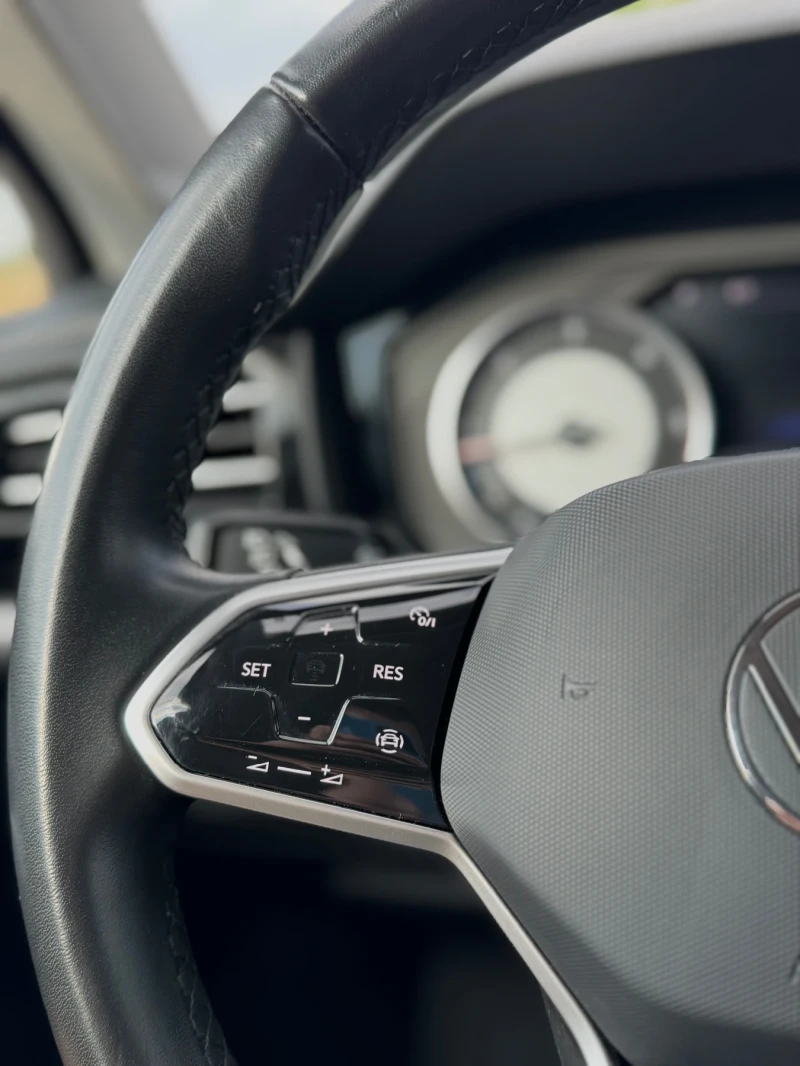 VW Touareg * ELEGANCE* 4 MOTION* , снимка 13 - Автомобили и джипове - 51240009