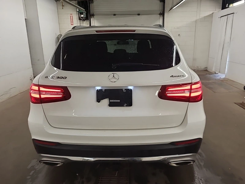 Mercedes-Benz GLC 300 2.0L 4MATIC , снимка 3 - Автомобили и джипове - 52689267
