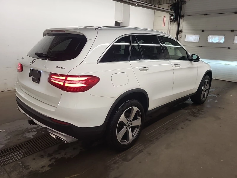 Mercedes-Benz GLC 300 2.0L 4MATIC , снимка 5 - Автомобили и джипове - 52689267