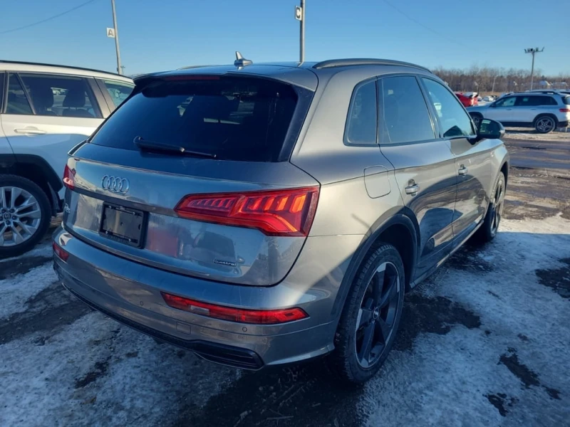 Audi Q5 * TECHNIK * PANORAMA* ДИГИТАЛНО ТАБЛО* , снимка 3 - Автомобили и джипове - 53330584