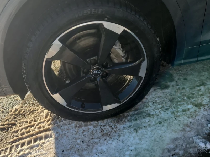 Audi Q5 * TECHNIK * PANORAMA* ДИГИТАЛНО ТАБЛО* , снимка 6 - Автомобили и джипове - 53330584