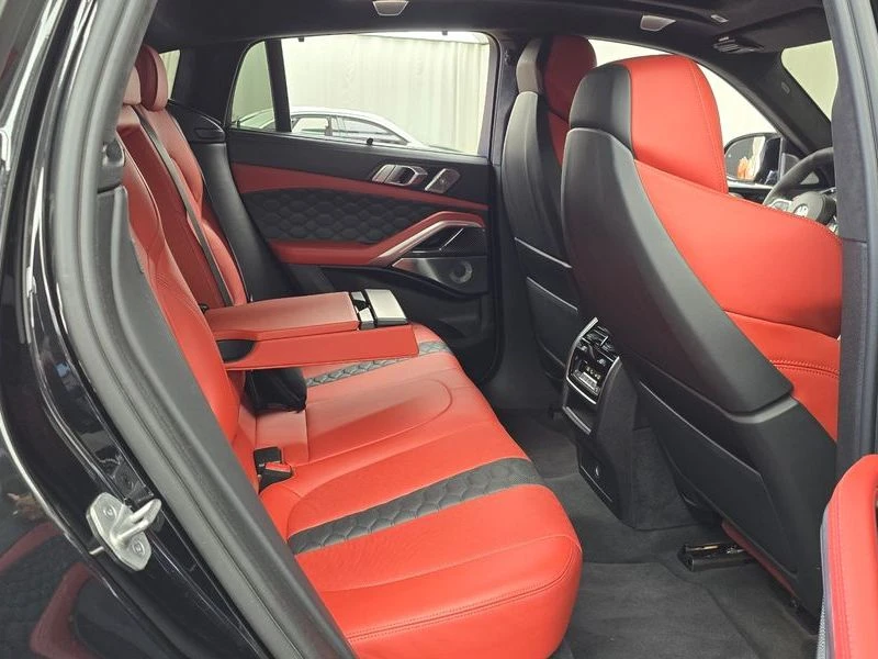 BMW X6 4.4 Competition| 575к.с.| ВКЛ.ТЕХНОТЕСТ, снимка 11 - Автомобили и джипове - 55274159