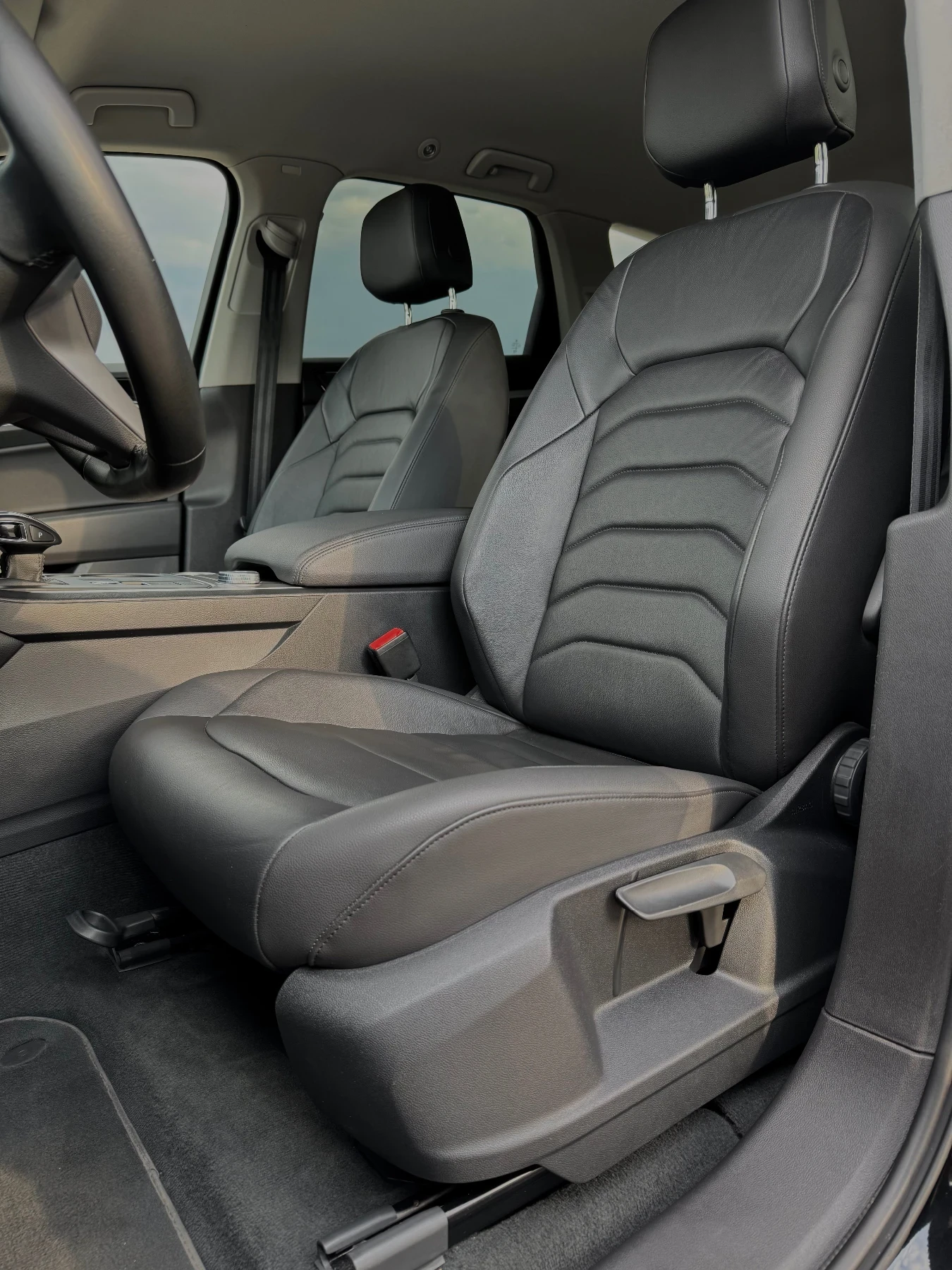 VW Touareg * ELEGANCE* 4 MOTION*  - изображение 6