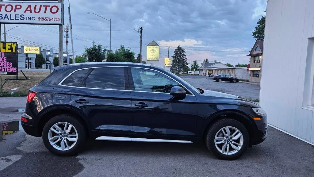 Audi Q5 * АВТО КРЕДИТ* ЦЕНА ДО БГ * СЕРВИЗНА ИСТОРИЯ *  - изображение 7