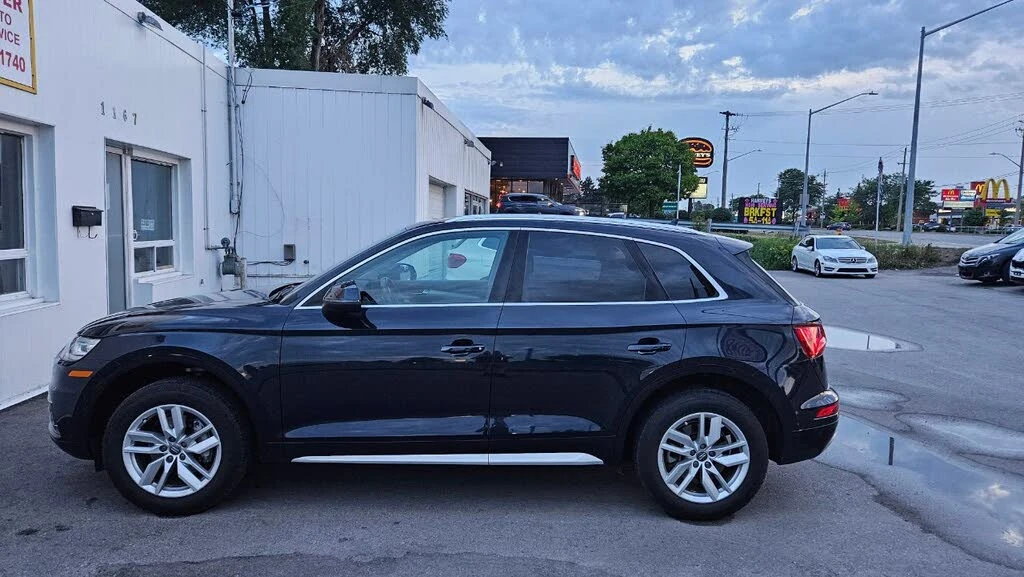 Audi Q5 * АВТО КРЕДИТ* ЦЕНА ДО БГ * СЕРВИЗНА ИСТОРИЯ *  - изображение 3