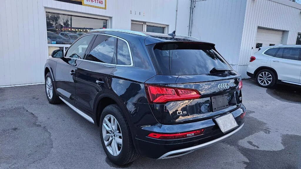 Audi Q5 * АВТО КРЕДИТ* ЦЕНА ДО БГ * СЕРВИЗНА ИСТОРИЯ *  - изображение 4