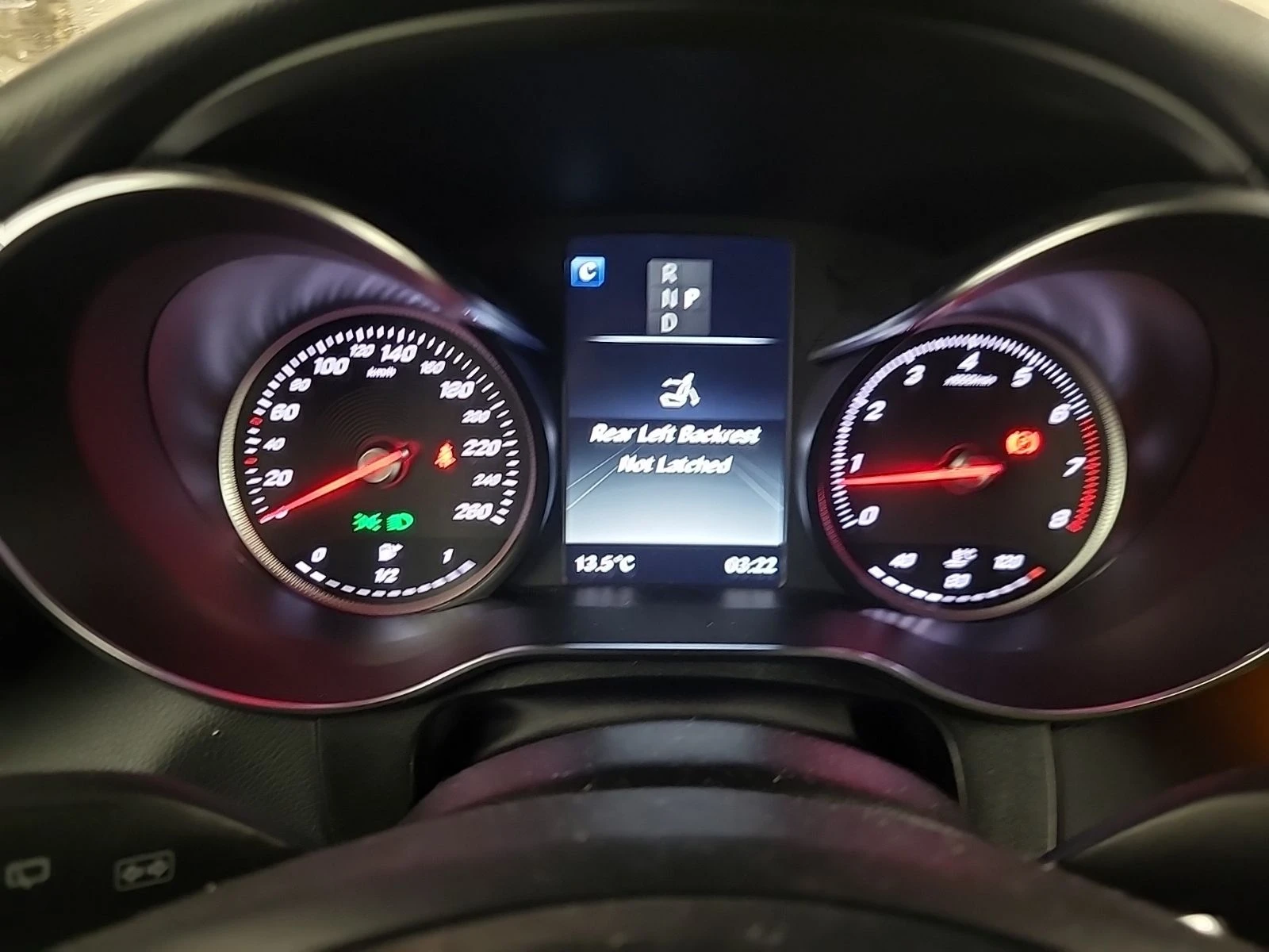 Mercedes-Benz GLC 300 2.0L 4MATIC  | Mobile.bg   11