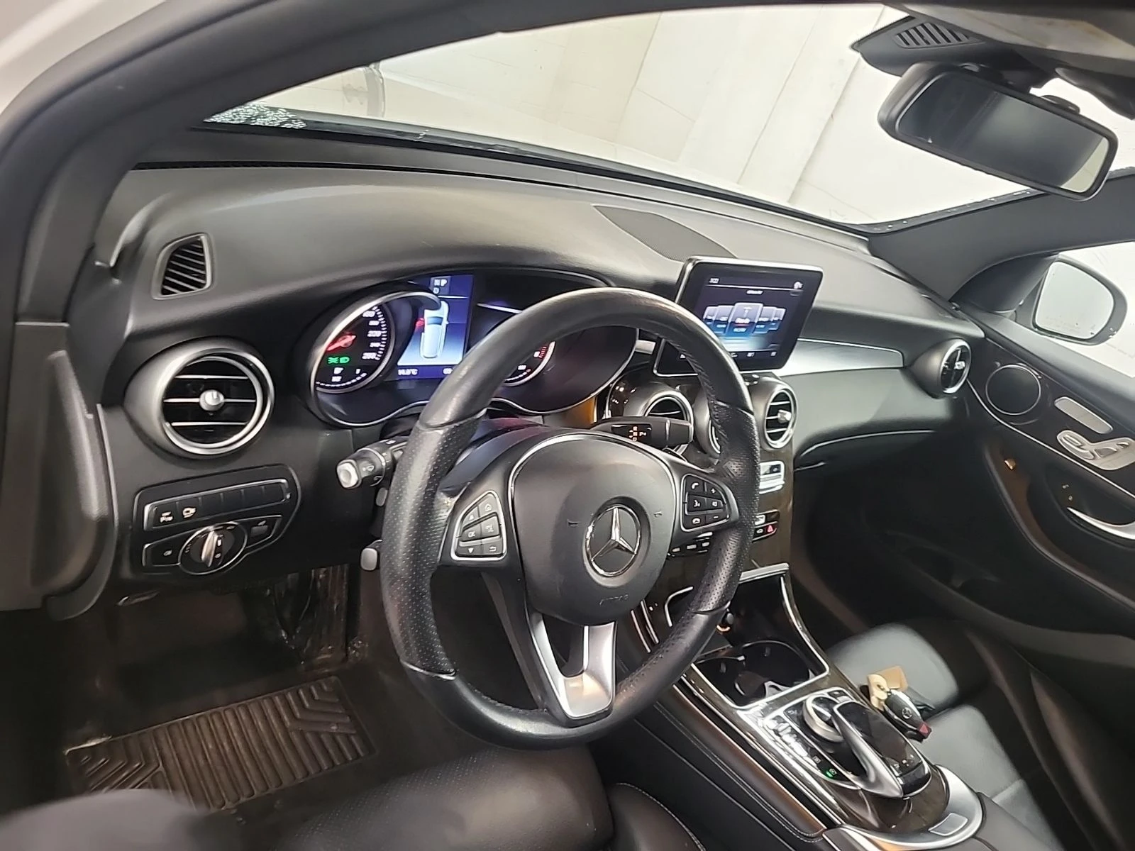 Mercedes-Benz GLC 300 2.0L 4MATIC  | Mobile.bg   10