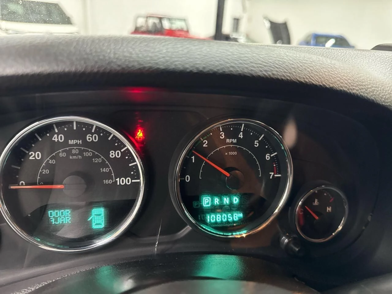 Jeep Wrangler  - изображение 8