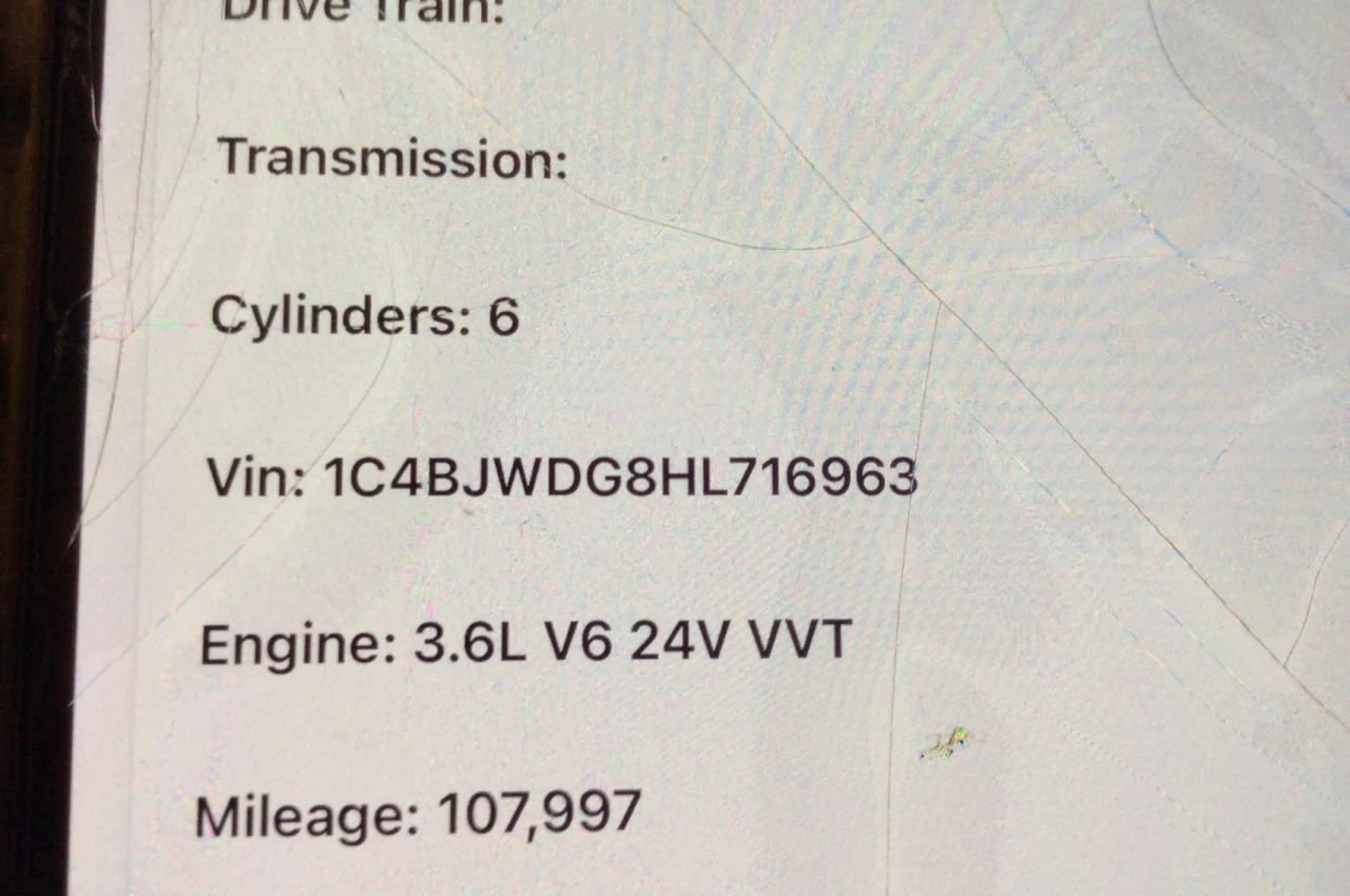 Jeep Wrangler  - изображение 10