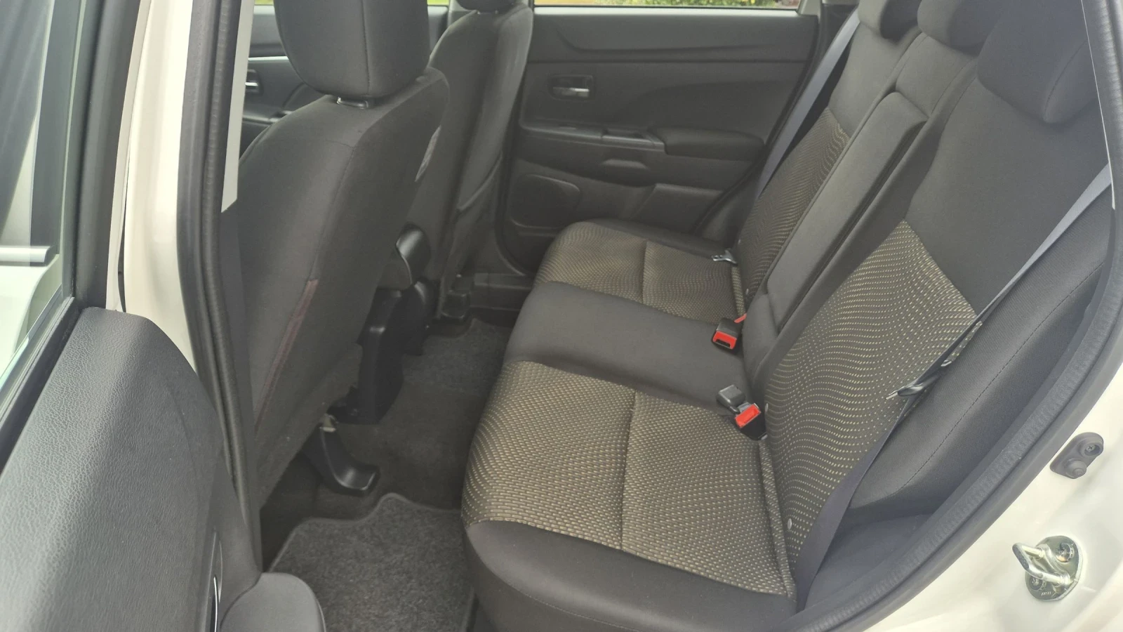 Mitsubishi ASX 1.8 ��� 115�.�. | Mobile.bg � ����������� 13