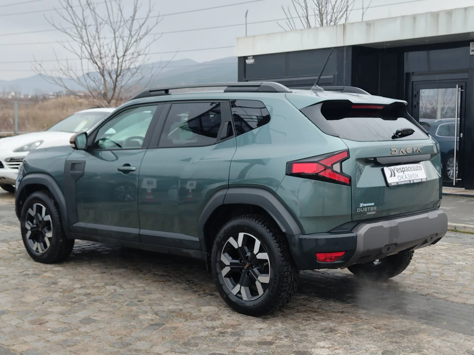 Dacia Duster DUSTER EXTREME E-TECH FULL HYBRID 140, снимка 6 - Автомобили и джипове - 53456009