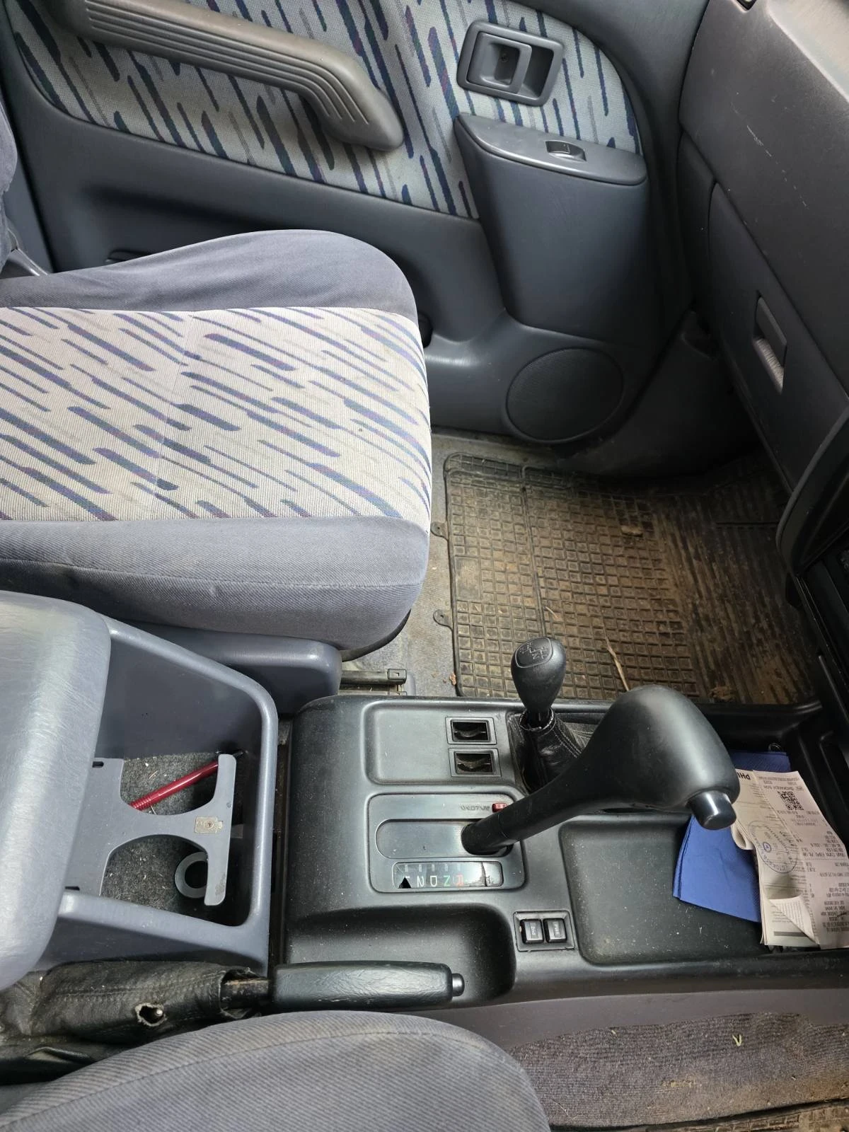 Toyota Land cruiser Prado lc90, снимка 8 - Автомобили и джипове - 53996029