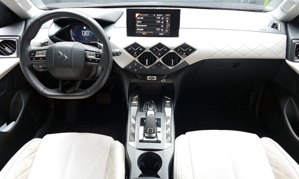 DS DS 3 Crossback, снимка 7 - Автомобили и джипове - 54037993