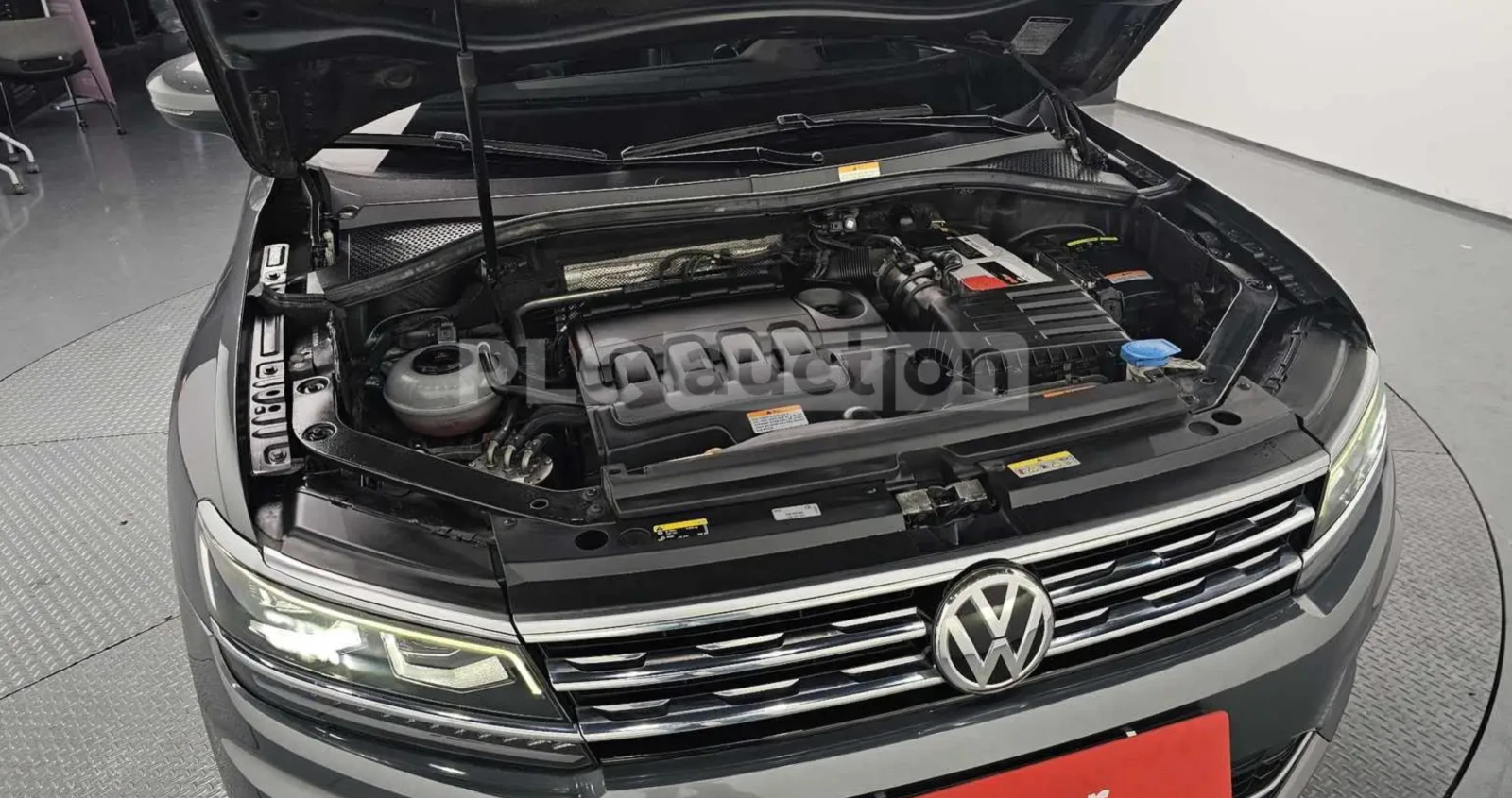 VW Tiguan | 4MOTION | 2.0 TSI | 184 к.с. | , снимка 6 - Автомобили и джипове - 54081528