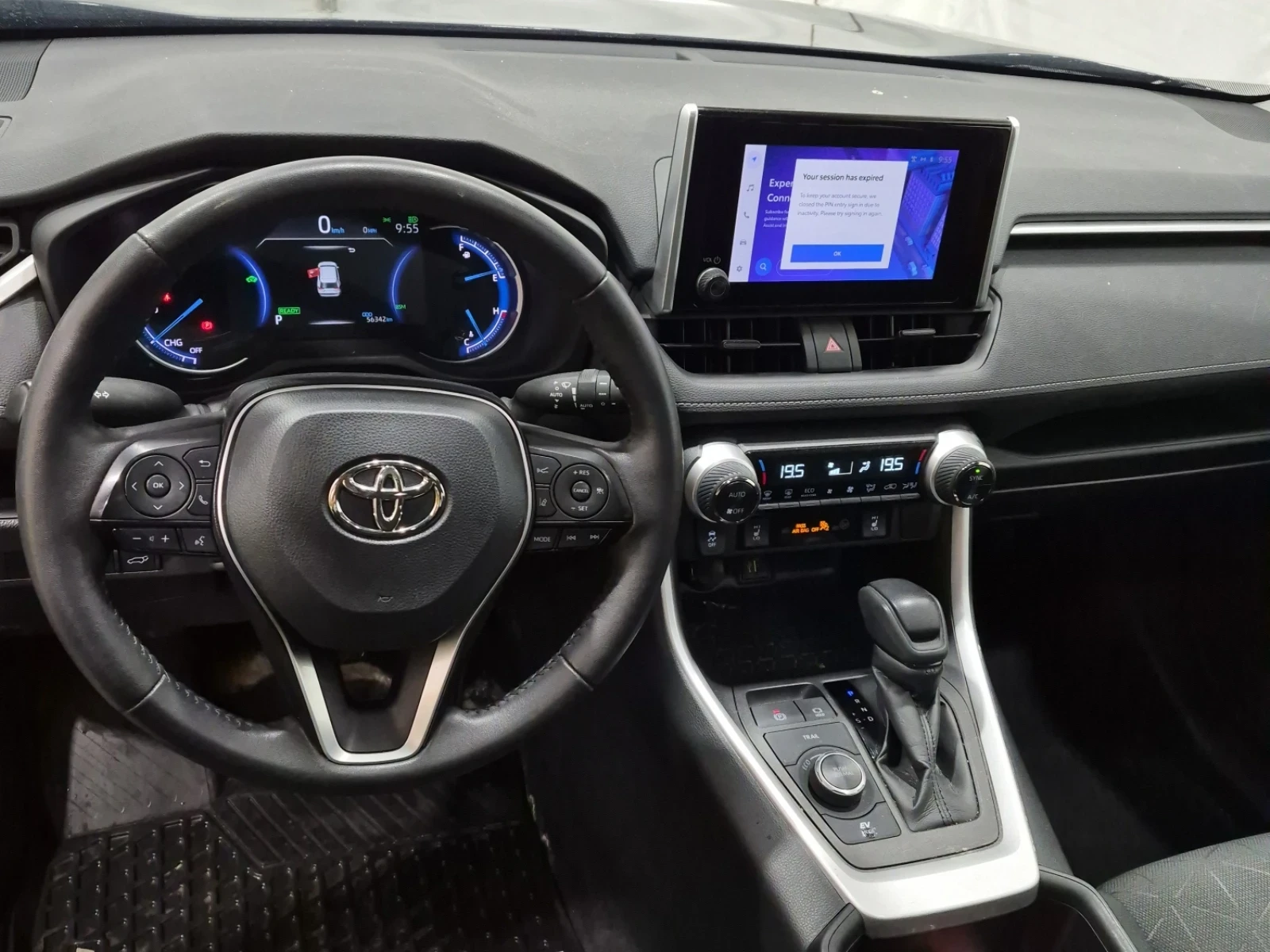 Toyota Rav4 XLE AWD PANO HYBRID ПОДГРЕВ ВОЛАН СЕДАЛКИ, снимка 13 - Автомобили и джипове - 54138959