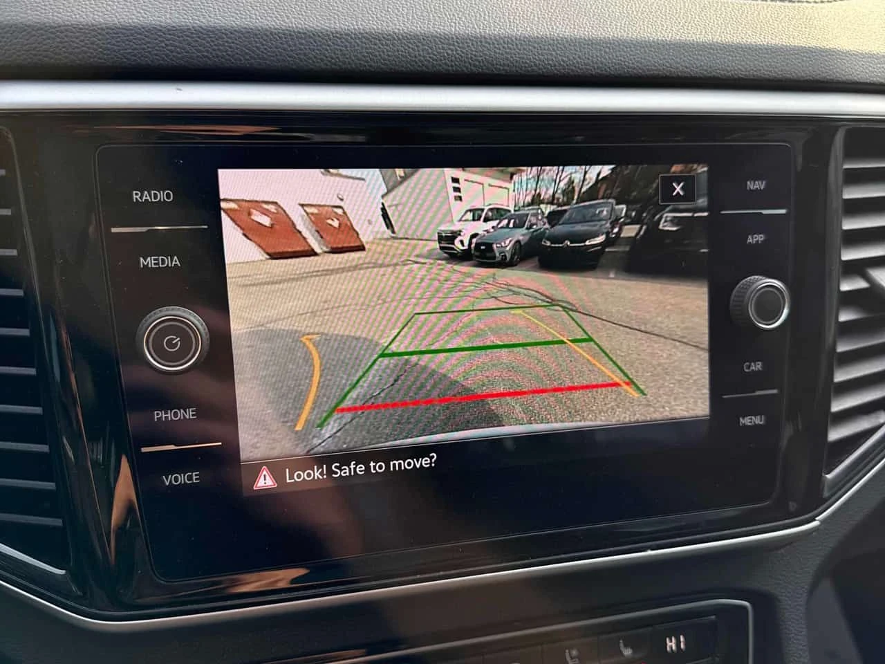 VW Atlas * Execline * 2 КЛЮЧА * 360 * ОБДУХВАНЕ * ПАМЕТ, снимка 15 - Автомобили и джипове - 54151284