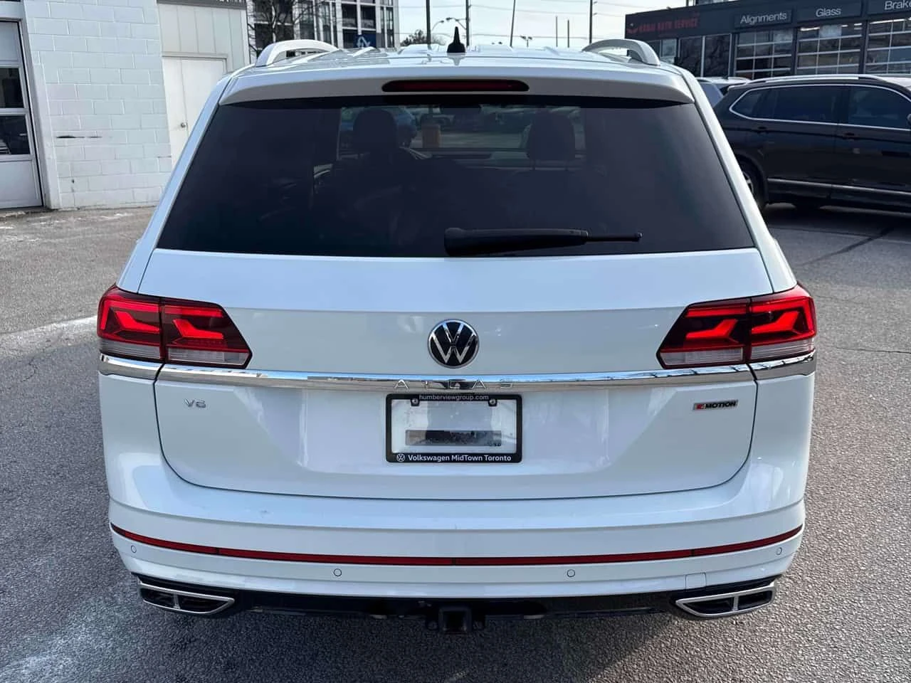 VW Atlas * Execline * 2 КЛЮЧА * 360 * ОБДУХВАНЕ * ПАМЕТ, снимка 4 - Автомобили и джипове - 54151284