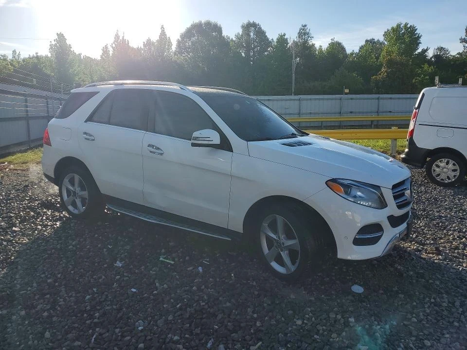 Mercedes-Benz GLE, снимка 4 - Автомобили и джипове - 54755889