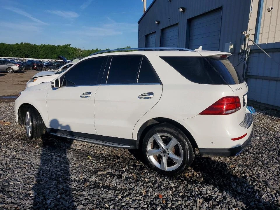 Mercedes-Benz GLE, снимка 2 - Автомобили и джипове - 54755889