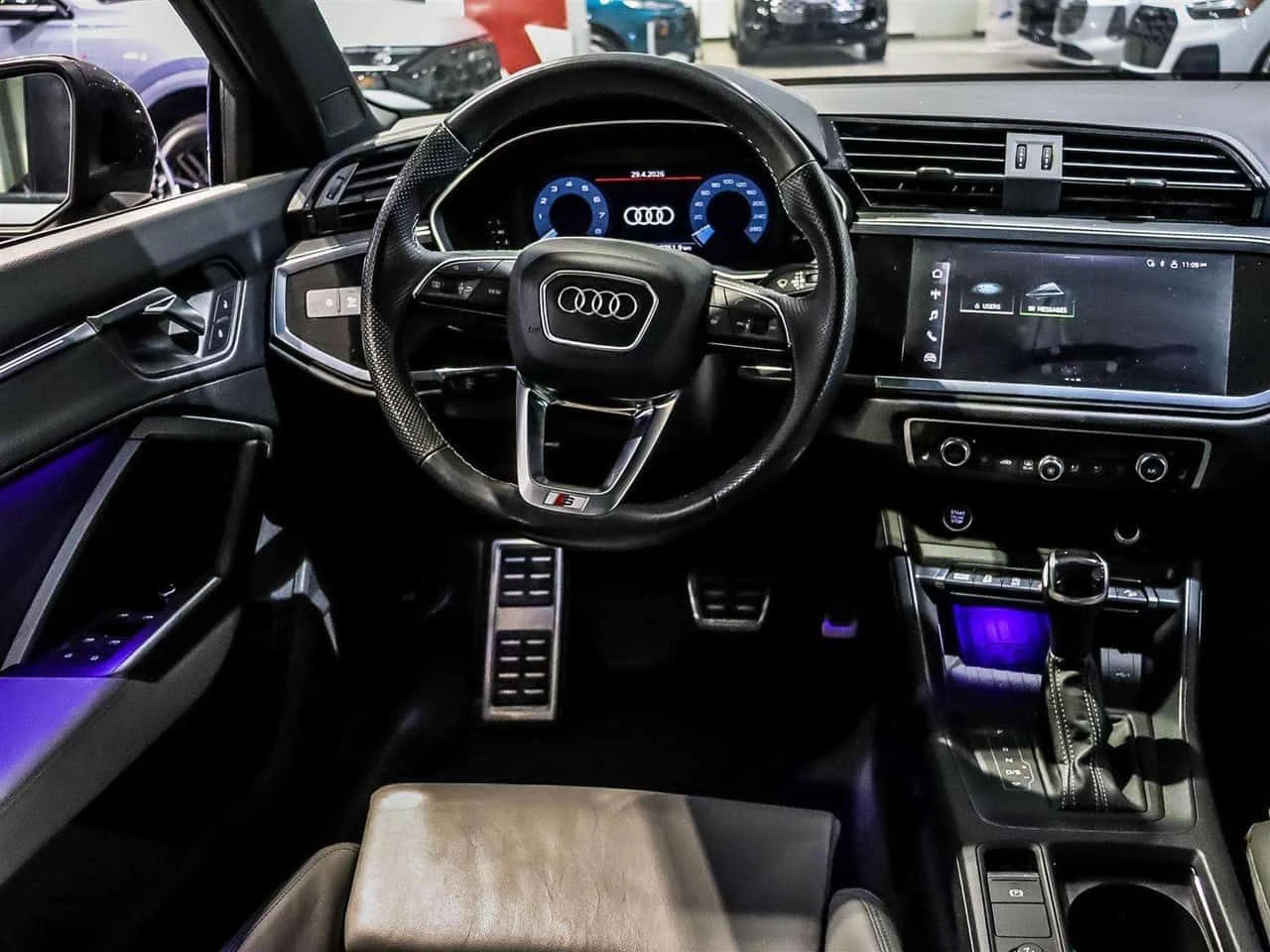 Audi Q3 * Progressiv 45 TFSI quattro * CARFAX * ЦЕНА ДО БГ, снимка 9 - Автомобили и джипове - 54825943