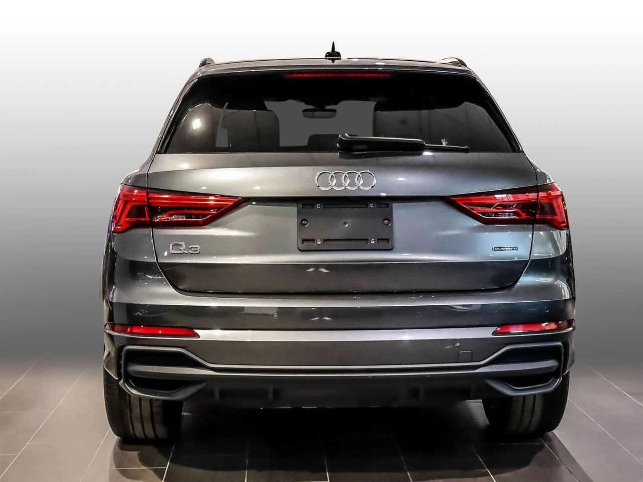 Audi Q3 * Progressiv 45 TFSI quattro * CARFAX * ЦЕНА ДО БГ, снимка 4 - Автомобили и джипове - 54825943
