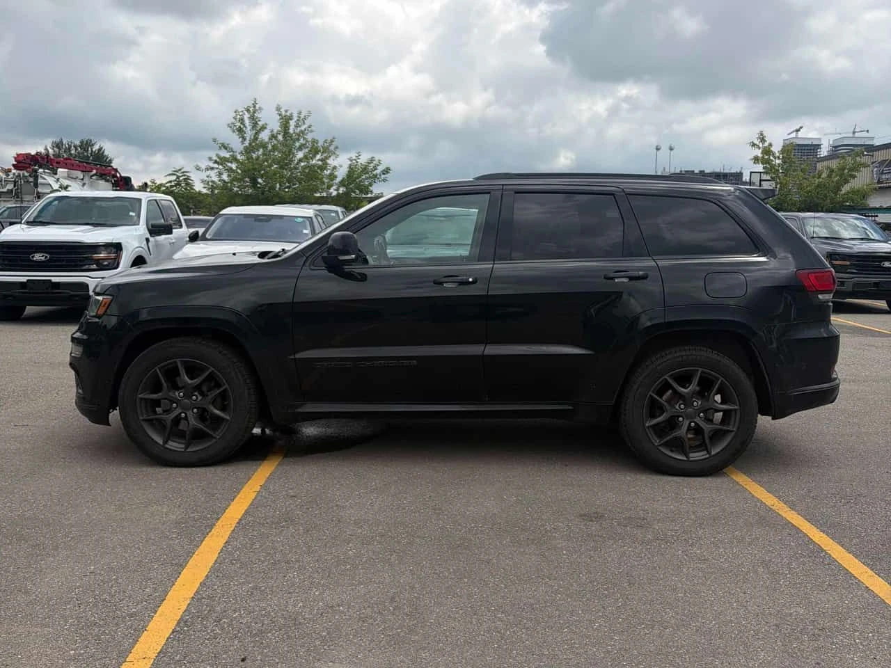 Jeep Grand cherokee Limited X | DISTRONIC | CARFAX | ПАНОРАМА | , снимка 2 - Автомобили и джипове - 55538017