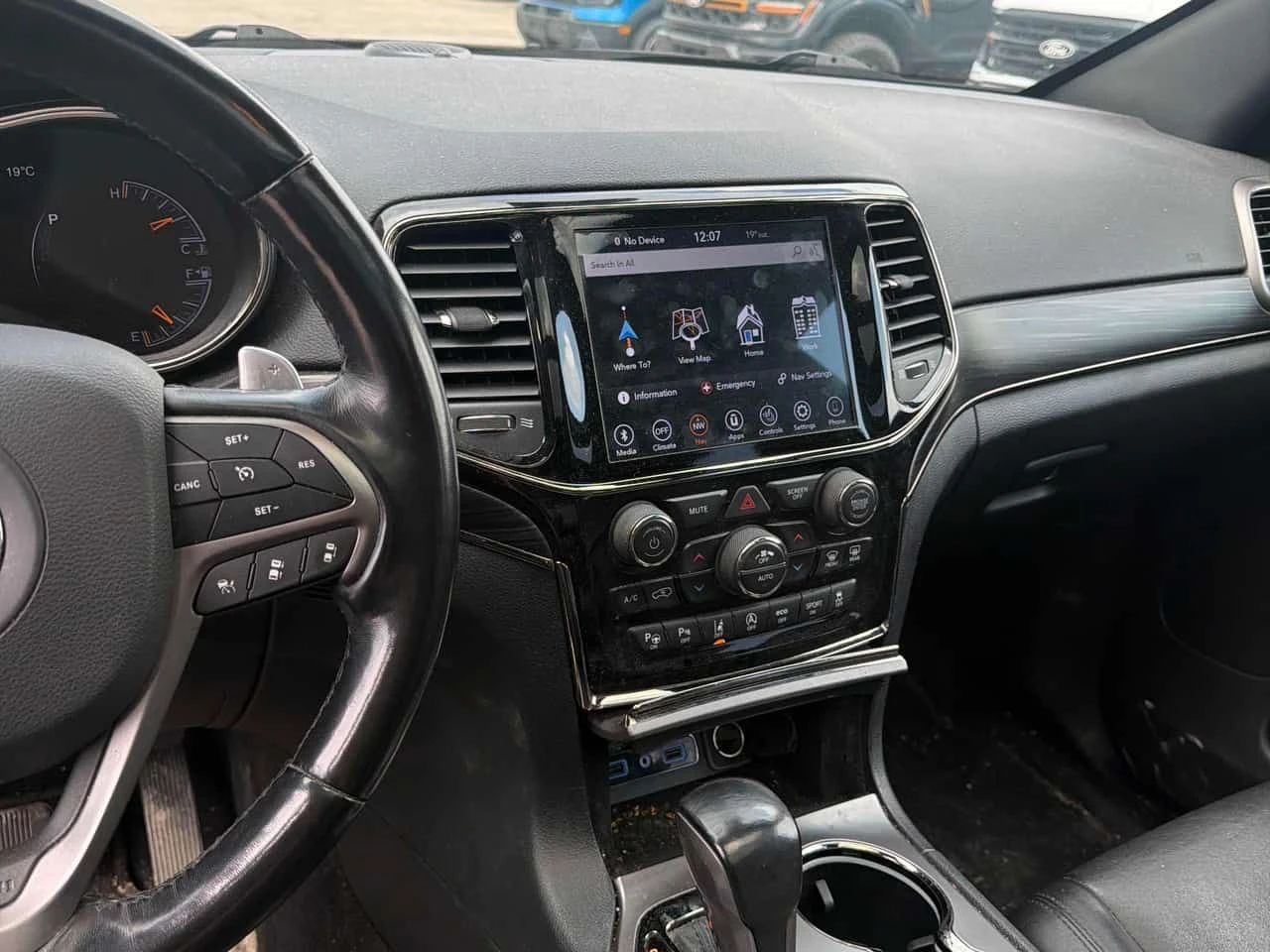 Jeep Grand cherokee Limited X | DISTRONIC | CARFAX | ПАНОРАМА | , снимка 9 - Автомобили и джипове - 55538017