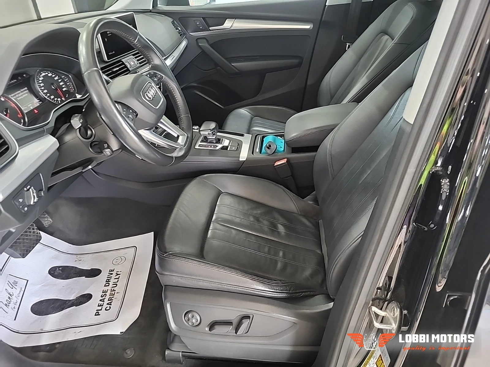 Audi Q5, снимка 3 - Автомобили и джипове - 55955867