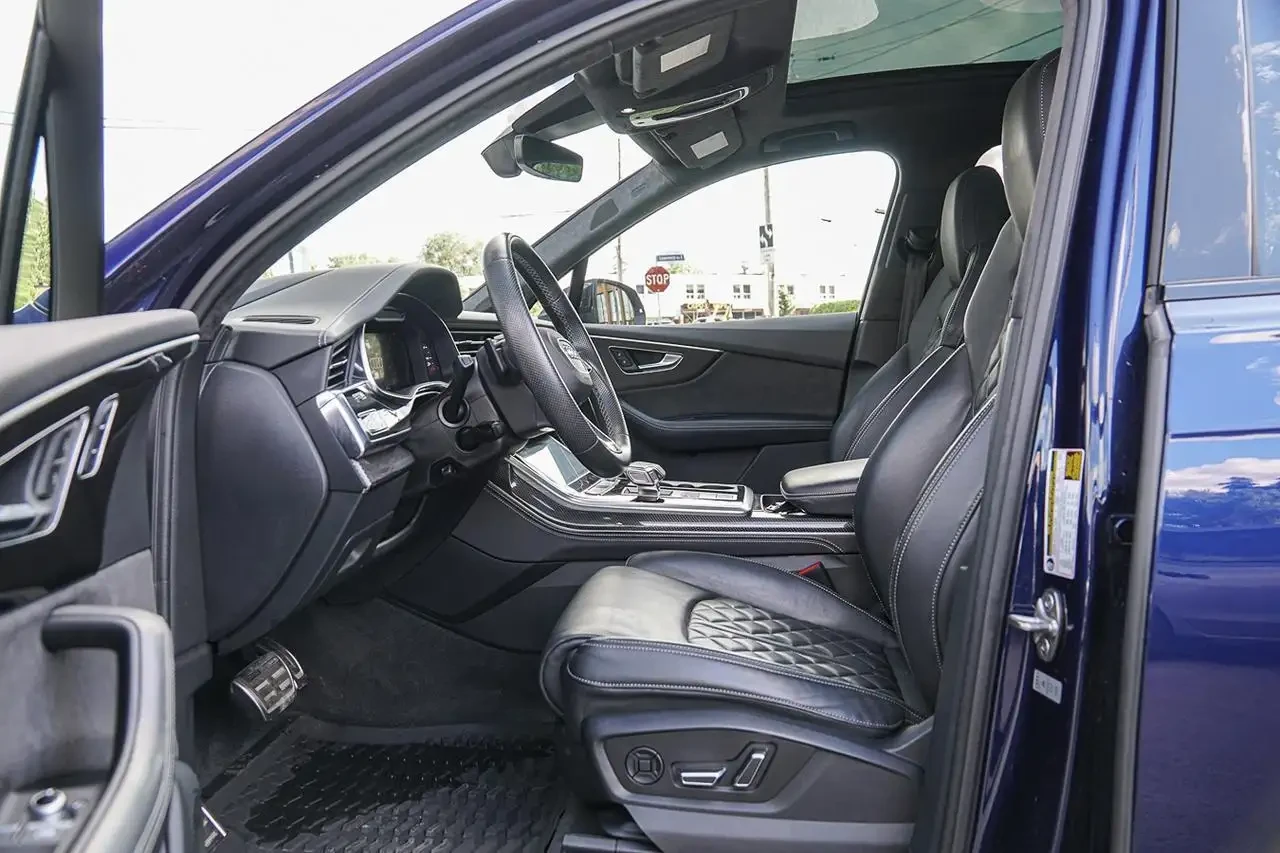 Audi SQ7, снимка 13 - Автомобили и джипове - 56227537