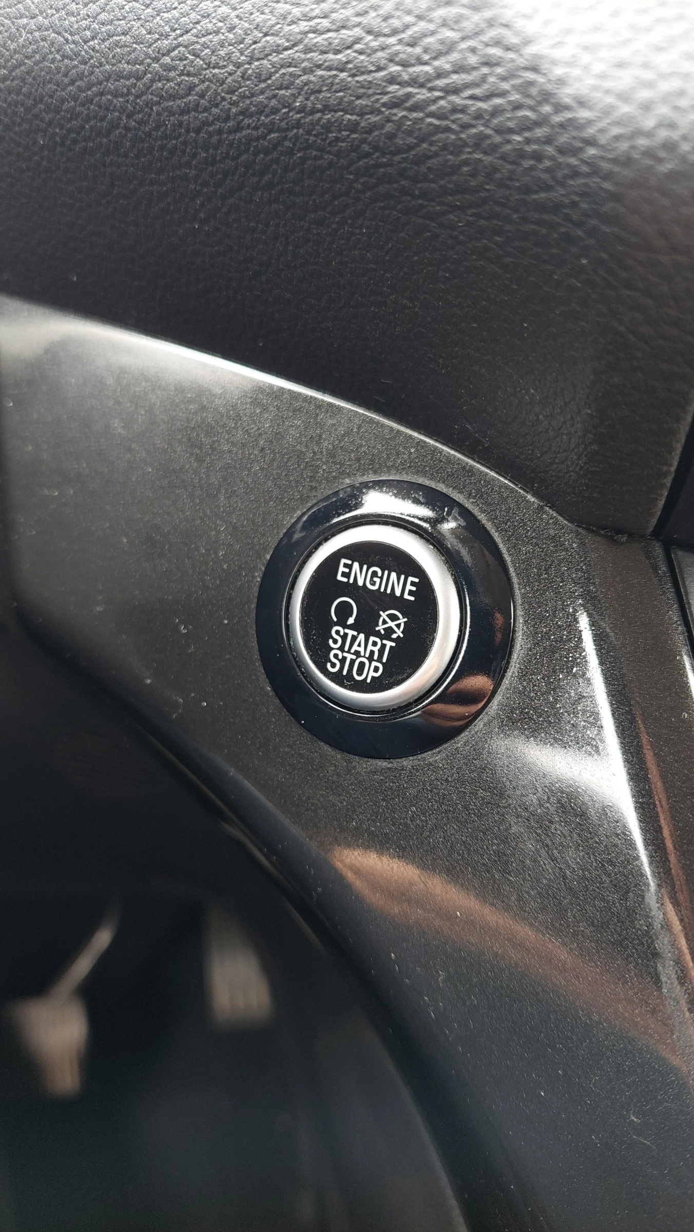 Ford Kuga 2.0 дизел 150 к.с. AWD, снимка 11 - Автомобили и джипове - 56294724