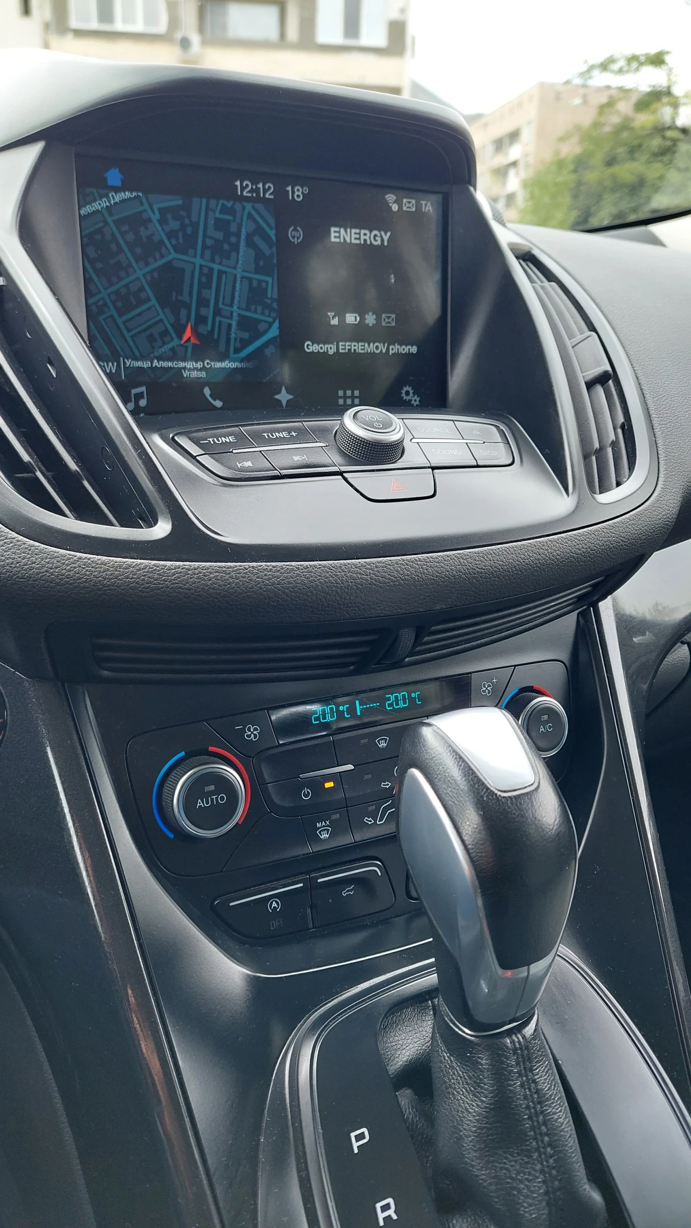 Ford Kuga 2.0 дизел 150 к.с. AWD, снимка 10 - Автомобили и джипове - 56294724
