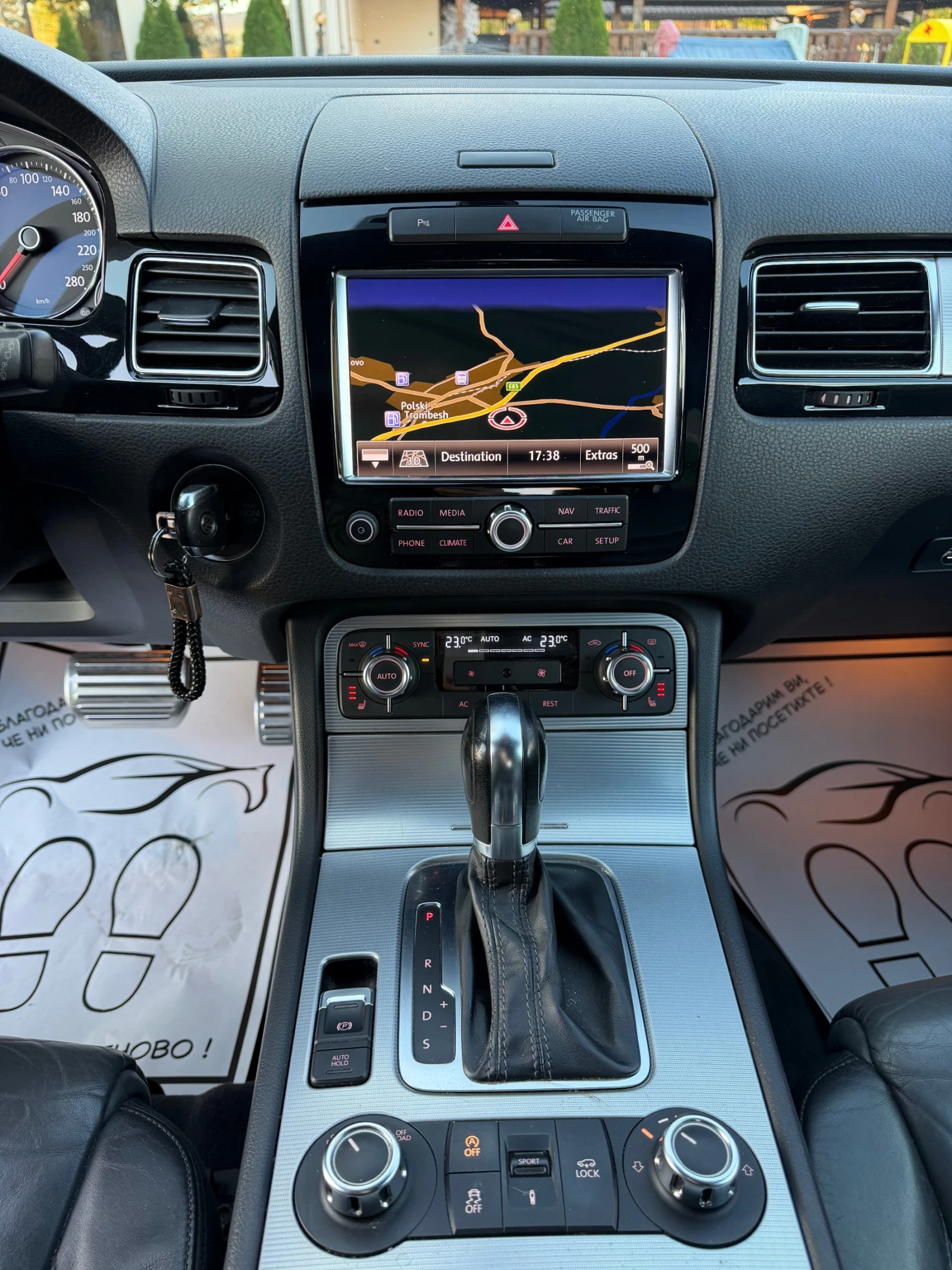 VW Touareg R-LINE* ВЪЗДУХ* , снимка 8 - Автомобили и джипове - 56628360