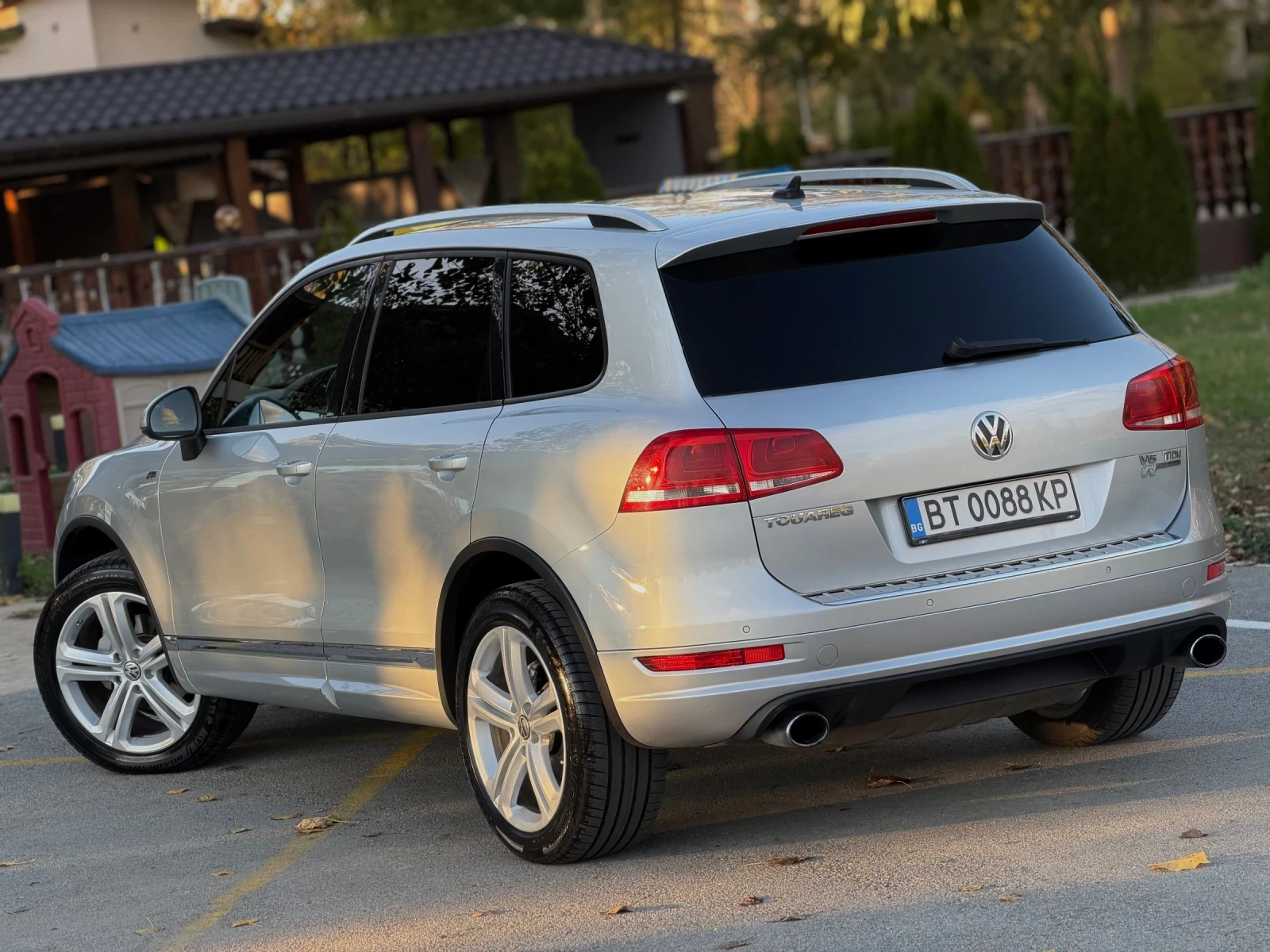 VW Touareg R-LINE* ВЪЗДУХ* , снимка 4 - Автомобили и джипове - 56628360