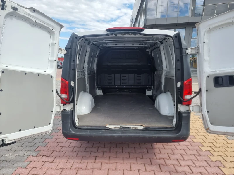 Mercedes-Benz Vito 2.2 CDI, снимка 10 - Бусове и автобуси - 50350879