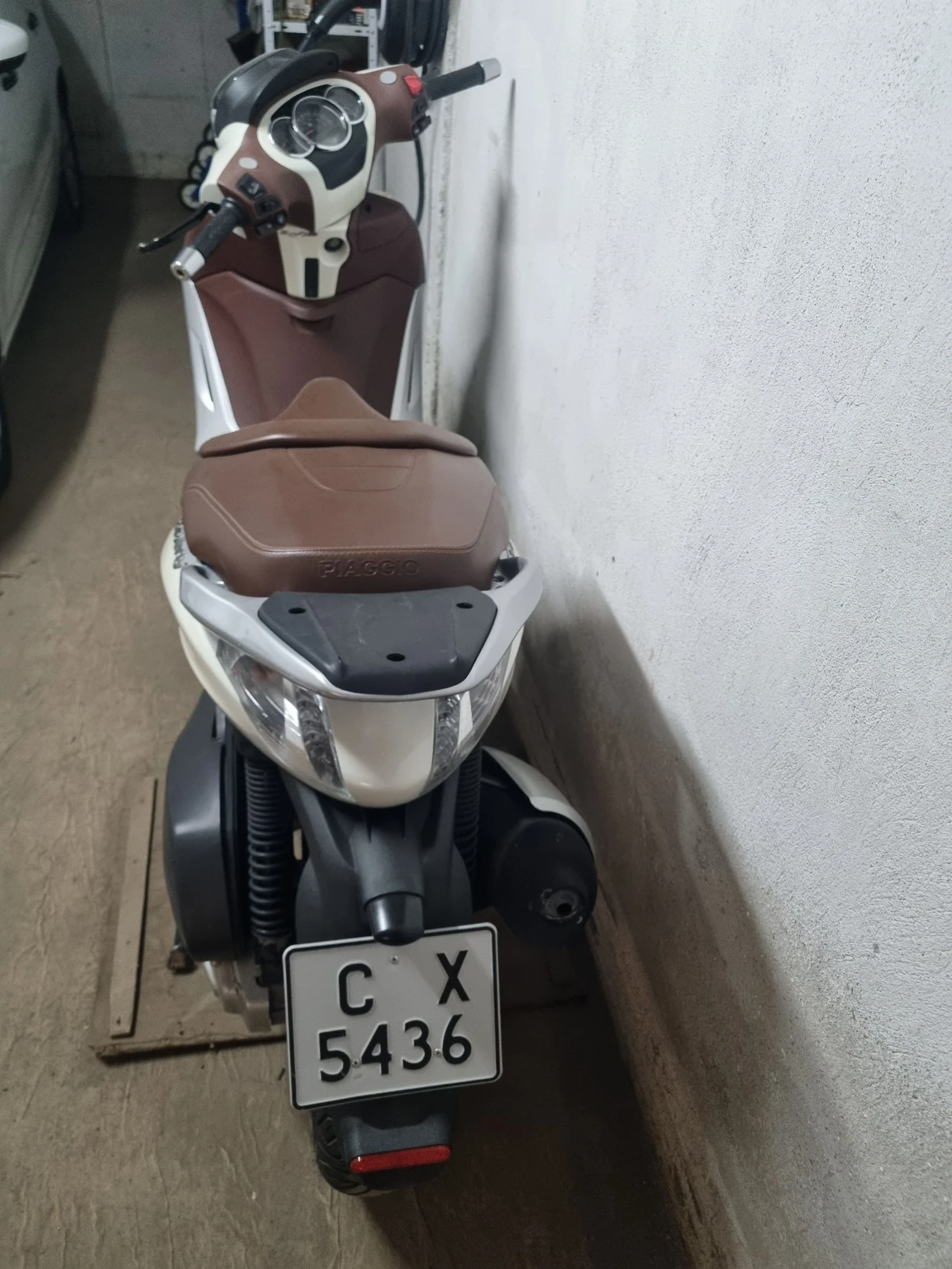 Piaggio Beverly 300ie, снимка 7 - Мотоциклети и мототехника - 55321188