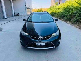 Toyota Auris 1.6i Swiss, снимка 3